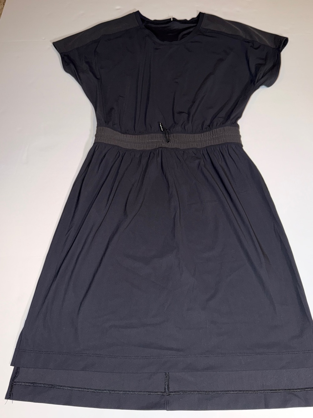 Lululemon Women’s Short-Sleeve Waist-Black Dress